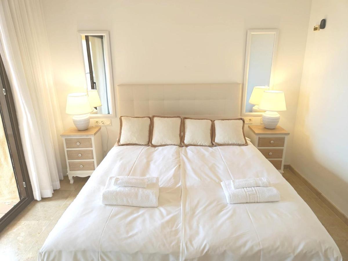 15 First Line Penthouse With Wonderful Seaview Near Duquesa Golf Manilva Andalucia Apartment Bagian luar foto